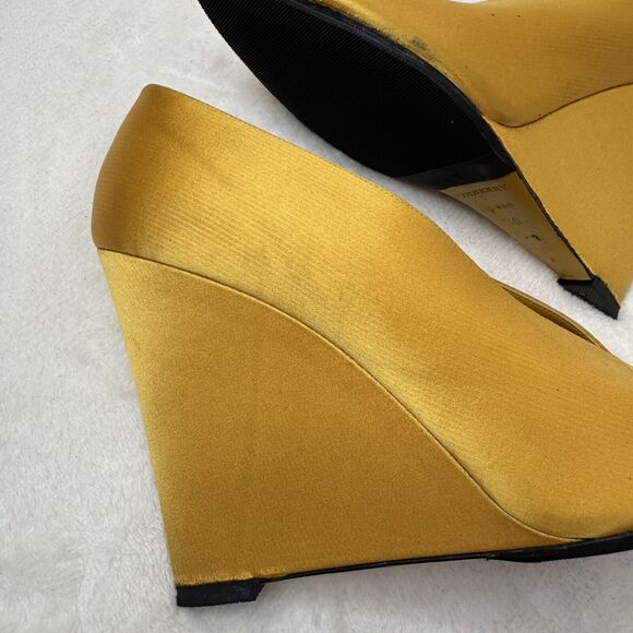 Burberry Prorsum Womens Shoes Satin Wedge Heels Runway 2013 Yellow Size 40 - Picture 2 of 11